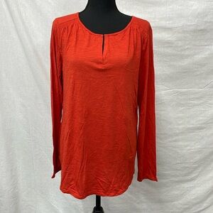 Loft v-neck red long sleeve tunic tee, size L with elastic at shoulder